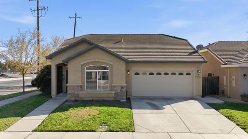 2756 San Niccolo Dr, Yuba City, CA, 95993-9131 | Card Image