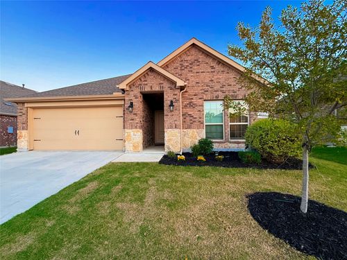 11008 Summer Rain Blvd, Aubrey, TX, 76227-1140 | Card Image