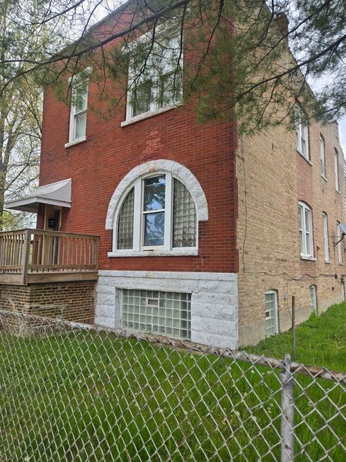 339 N Central Park Ave, Chicago, IL, 60624-1920 | Card Image
