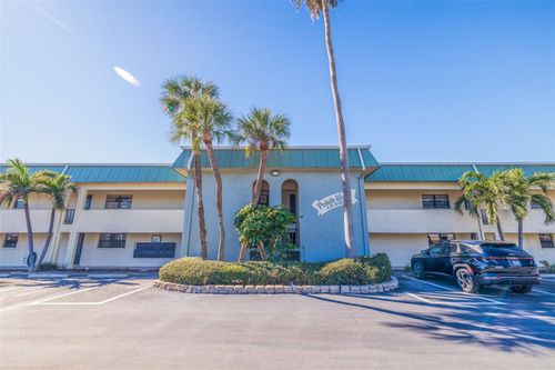 apt-16-12000 Capri Cir S, TREASURE ISLAND, FL, 33706-4906 | Card Image