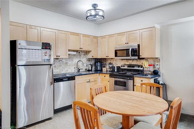 409 - 155 Water St S, House attached with 1 bedrooms, 1 bathrooms and 1 parking in Cambridge ON | Image 5