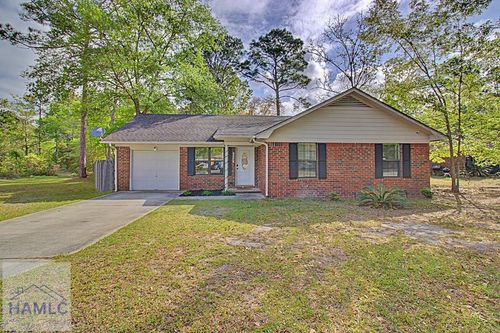 219 Kevin Rd, Hinesville, GA, 31313-8739 | Card Image