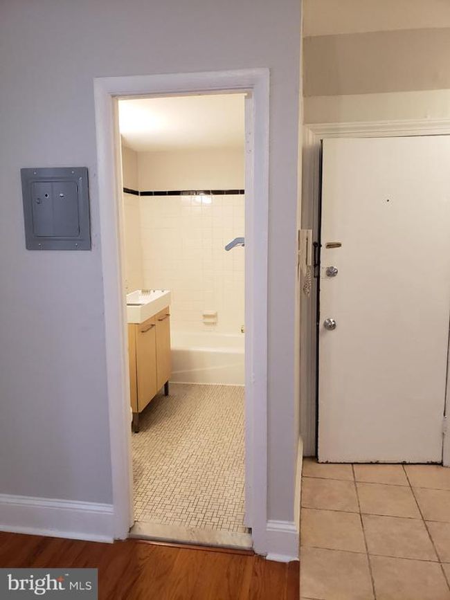 APT-1R - 1227 Spruce St, Condo with 1 bedrooms, 1 bathrooms and null parking in PHILADELPHIA PA | Image 4
