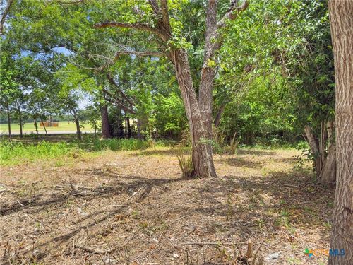 1140 N Hackberry Ave, Luling, TX, 78648 | Card Image