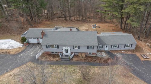 169 Main St, Atkinson, NH, 03811-2240 | Card Image