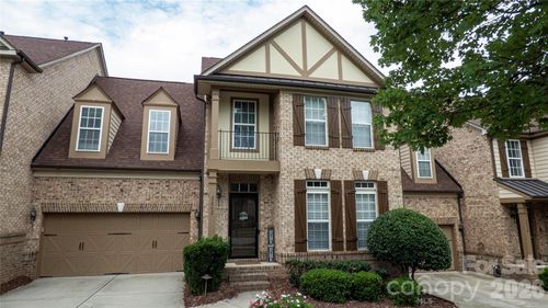 2262 Donnington Ln Nw, Concord, NC, 28027-3322 | Card Image