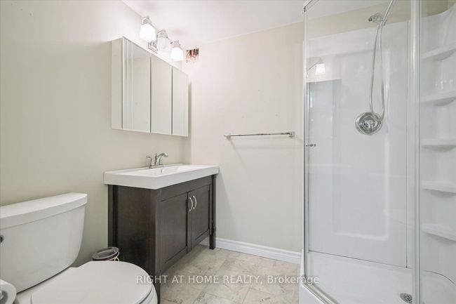 12 Eldon Crt, House other with 3 bedrooms, 2 bathrooms and 4 parking in Brampton ON | Image 29