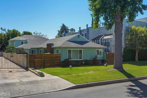 5236 Bellingham Ave, Valley Village, CA, 91607 | Card Image