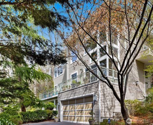 4525 47th Ave S, Seattle, WA, 98118-1487 | Card Image