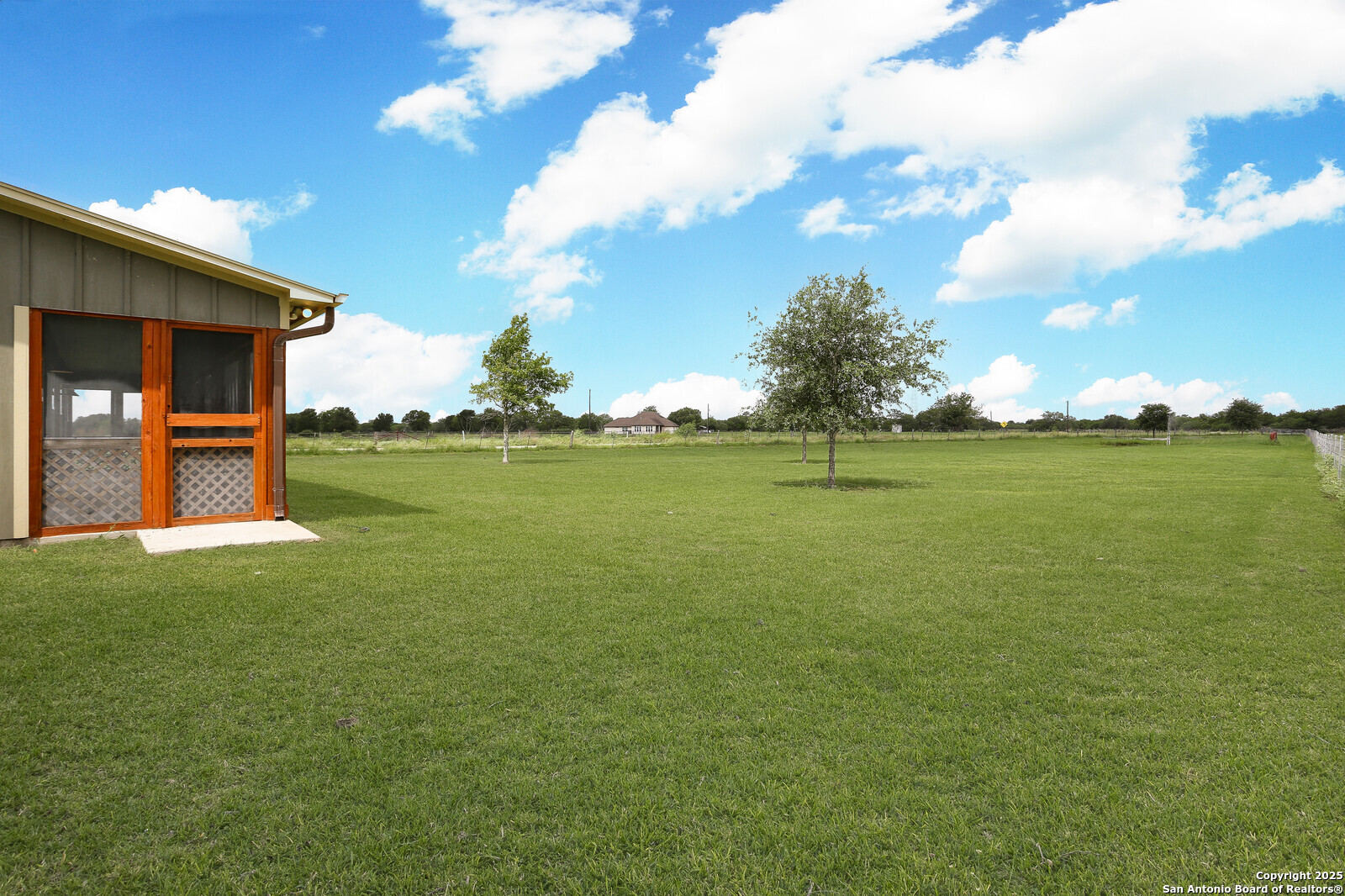 Residential in Cuero 2