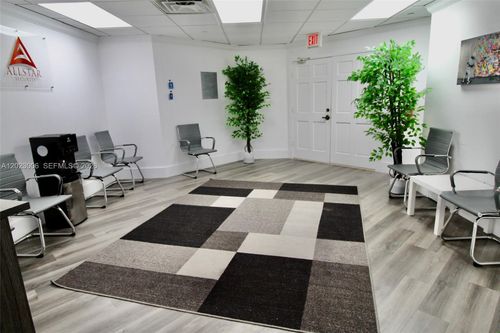 301-770 Ponce De Leon Blvd, Coral Gables, FL, 33134-2077 | Card Image