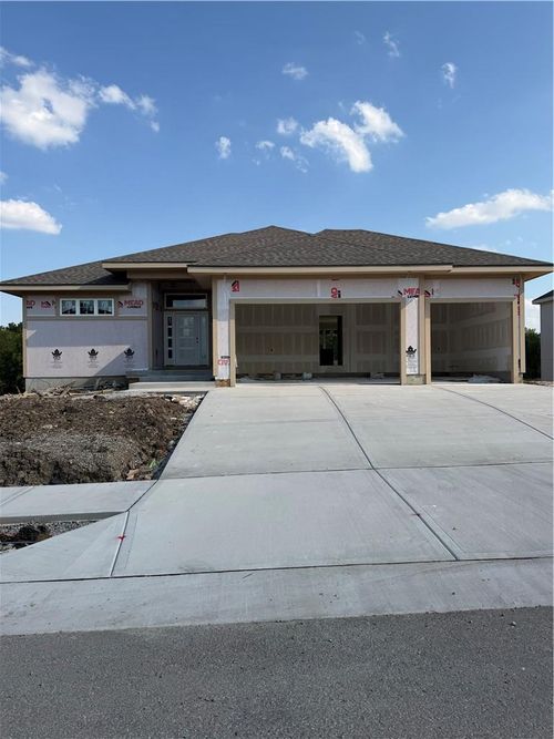 831 Reed Dr, Raymore, MO, 64083-2204 | Card Image