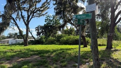 b-9323 Ripley Rd, THONOTOSASSA, FL, 33592-3625 | Card Image
