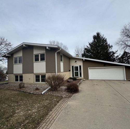 1309 Kuhle Drive, Sun Prairie, WI, 53590 | Card Image