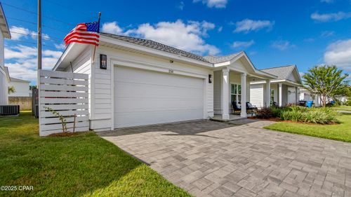 250 N Wells St, Panama City Beach, FL, 32413-5507 | Card Image
