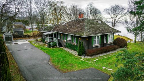 227 Green St, Burlington, ON, L7R0G4 | Card Image