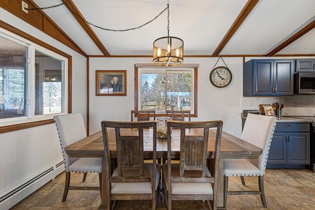 Dining | Image 18