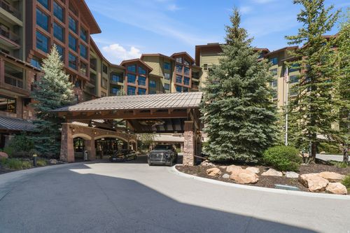 424-q3-3855 N Grand Summit Dr, Park City, UT, 84098 | Card Image