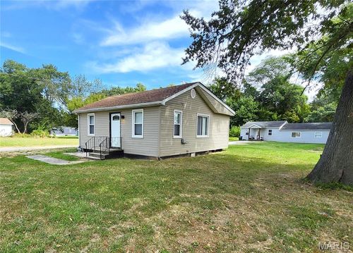 7912 Brookfield Dr, Caseyville, IL, 62232-1187 | Card Image