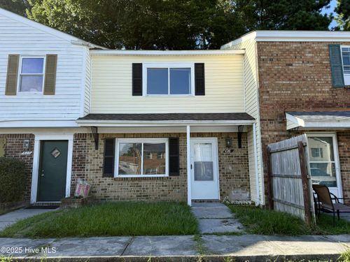 426 Myrtlewood Cir, Jacksonville, NC, 28546-7412 | Card Image