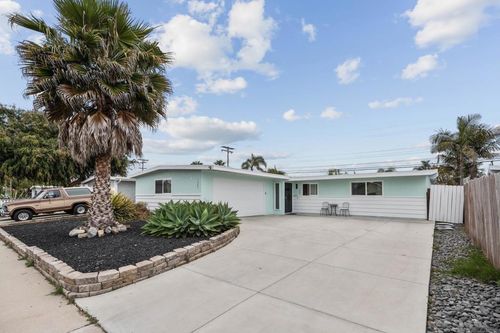 1321 East Ln, Imperial Beach, CA, 91932-3231 | Card Image