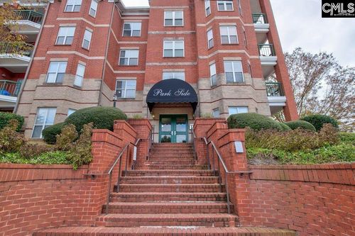 900 Taylor St, Columbia, SC, 29201-2700 | Card Image