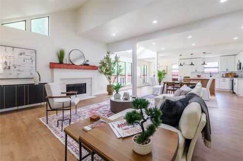 3404 Hilltop Ln, Plano, TX, 75023-8041 | Card Image