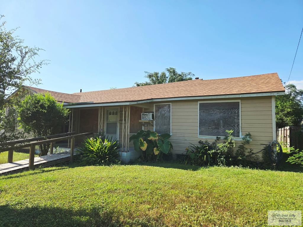 Residential Income in Raymondville
