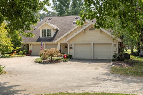 2563 E Joyce Blvd, Fayetteville, AR, 72703-4553 | Card Image