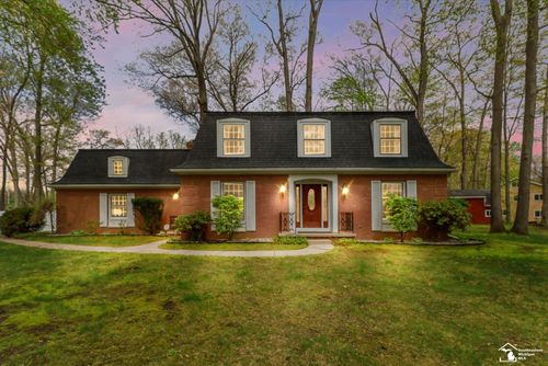 1950 Brookwood Ln, Temperance, MI, 48182-9426 | Card Image