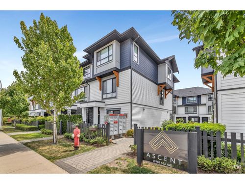 9-19704 55a Ave, Langley, BC, V3A0L2 | Card Image