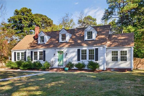 4420 Norman Rd, Portsmouth, VA, 23703-4923 | Card Image