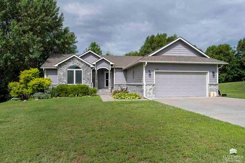 115 Prairie Meadow Rd, Saint George, KS, 66535-9820 | Card Image