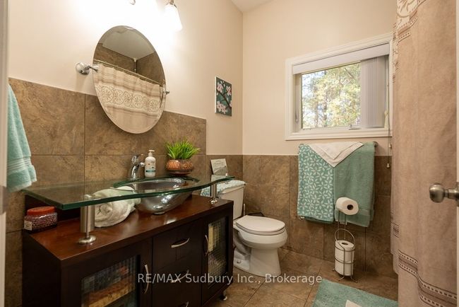 2950 Radar Rd, House other with 4 bedrooms, 3 bathrooms and 20 parking in Garson ON | Image 20