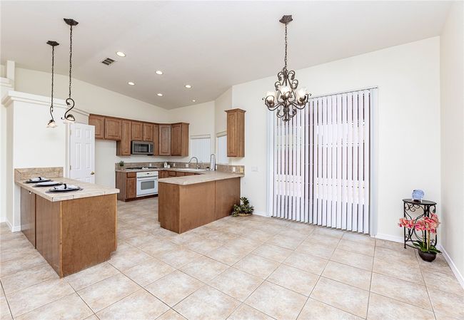 Kitchen | Image 7