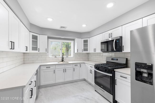 1136 Hawser Ave, House other with 3 bedrooms, 2 bathrooms and null parking in Manahawkin NJ | Image 6