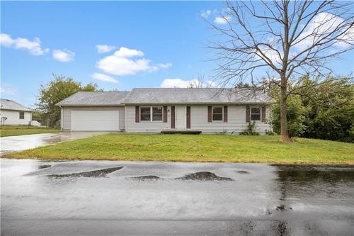 717 Saint Louis Ave, Chillicothe, MO, 64601-2436 | Card Image