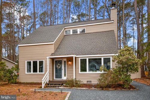 17 Falcon Bridge Rd, OCEAN PINES, MD, 21811-1843 | Card Image