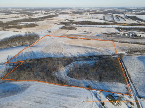 000 Holstein Prairie Rd, MONTICELLO, WI, 53570 | Card Image
