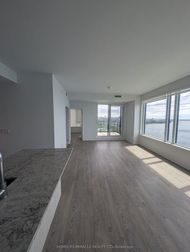 4206 - 1928 Lake Shore Blvd W, Condo with 2 bedrooms, 2 bathrooms and 1 parking in Toronto ON | Image 9