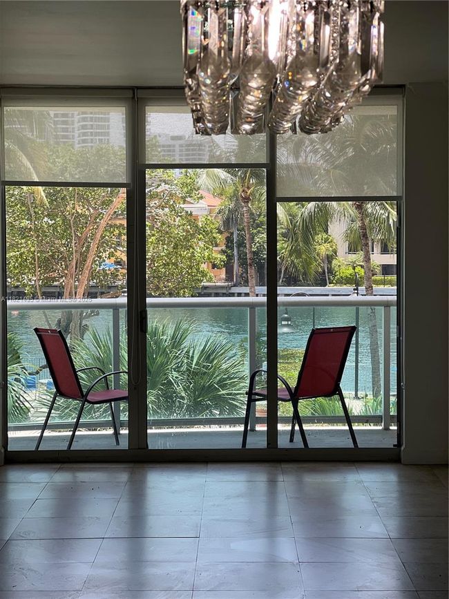 APT-207 - 19390 Collins Ave, Condo with 2 bedrooms, 2 bathrooms and null parking in Sunny Isles Beach FL | Image 16