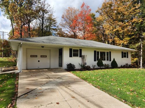 70 Robison Rd, Erie, PA, 16509-5418 | Card Image