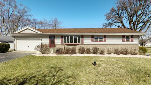 24206 89th St, Salem, WI, 53168-8919 | Card Image