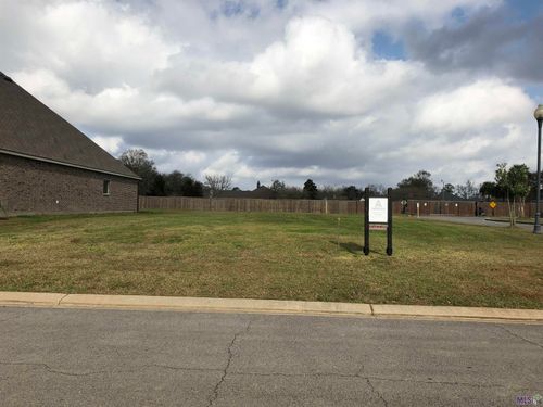 137 Tortoise Ln, Broussard, LA, 70518-7446 | Card Image