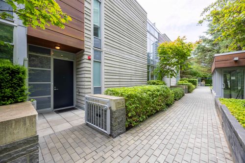 th3-3355 Binning Rd, Vancouver, BC, V6S0J1 | Card Image