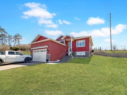 148 Haramis Dr, Renfrew, ON, K7V4M8 | Card Image