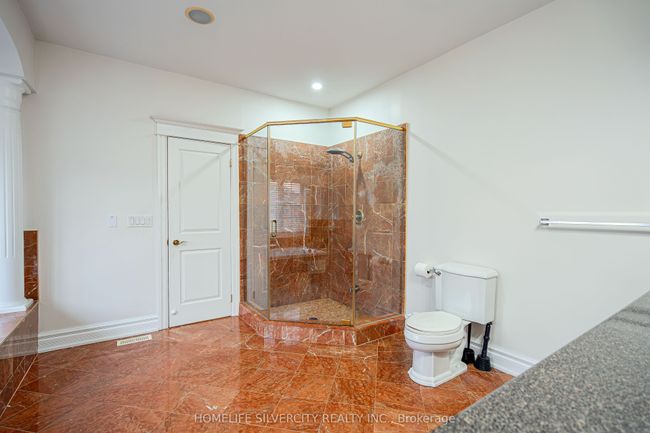 26 Jacob Brill Cres, House other with 6 bedrooms, 5 bathrooms and 4 parking in Brampton ON | Image 23