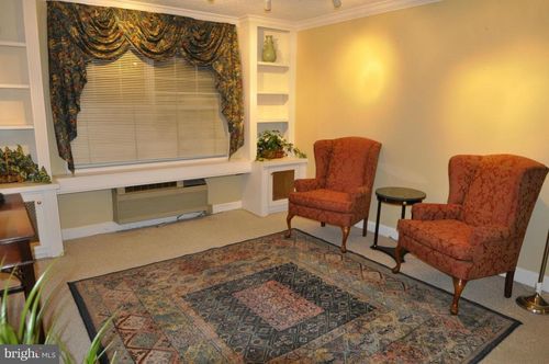 101-1612 W Abingdon Dr, ALEXANDRIA, VA, 22314-1071 | Card Image