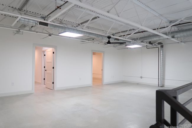 APT-306 - 215 Coca Cola Pl, Condo with 4 bedrooms, 2 bathrooms and null parking in San Antonio TX | Image 16