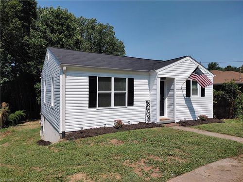 138 S Gordon Dr, Winston-Salem, NC, 27104-3710 | Card Image